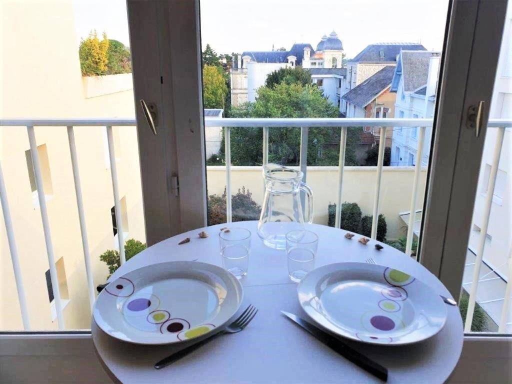 Royan - Studio Lumineux Au Calme - 30M De La Plage - Quartier Du Parc المظهر الخارجي الصورة