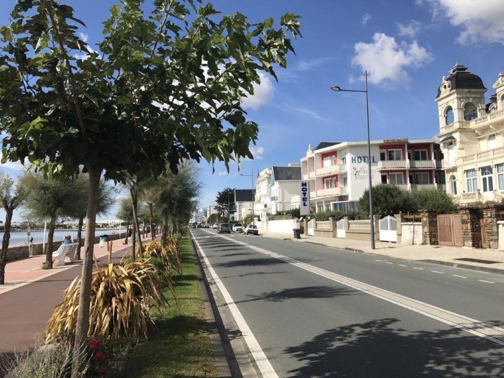 Royan - Studio Lumineux Au Calme - 30M De La Plage - Quartier Du Parc المظهر الخارجي الصورة