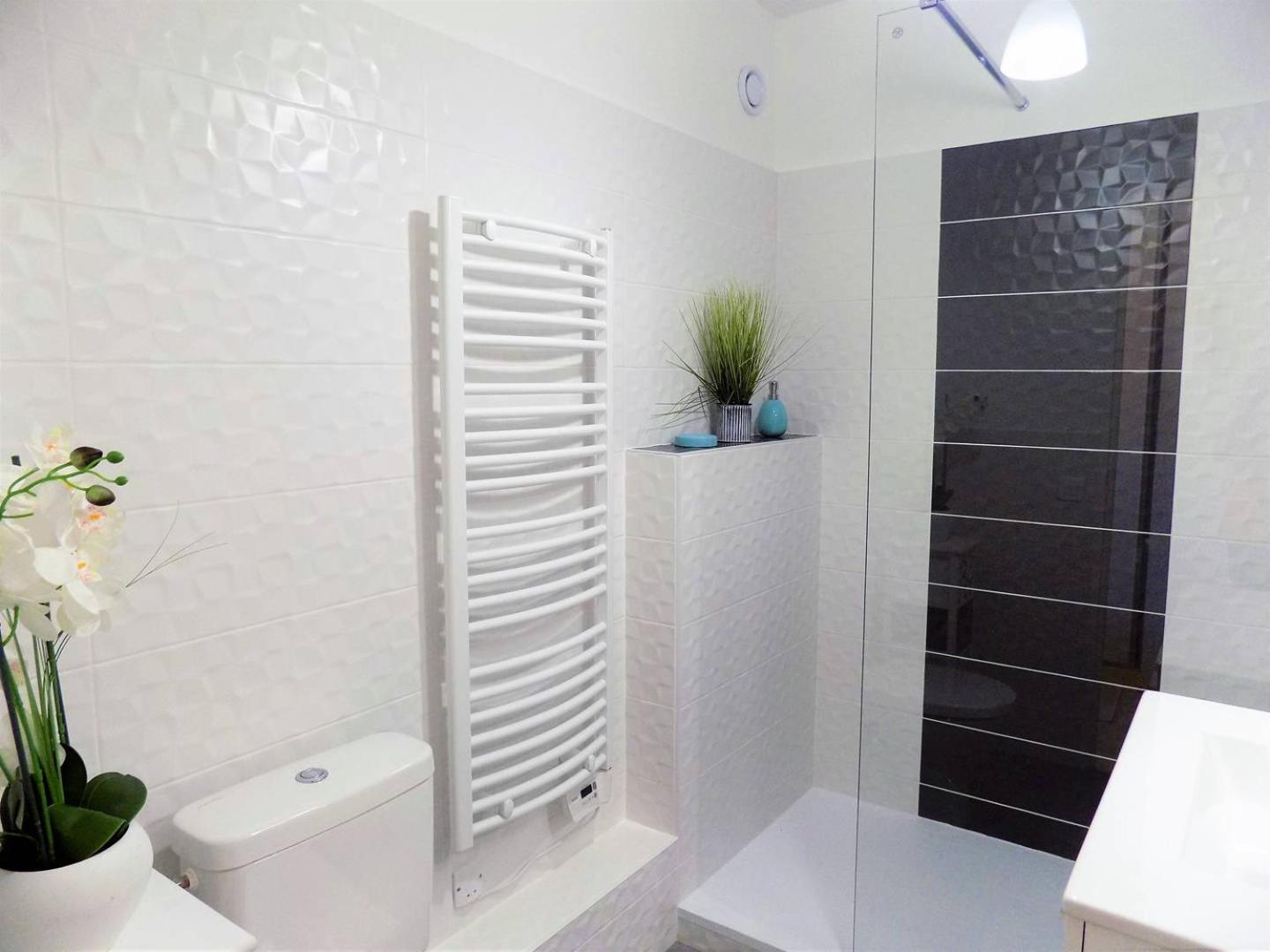 Royan - Studio Lumineux Au Calme - 30M De La Plage - Quartier Du Parc المظهر الخارجي الصورة