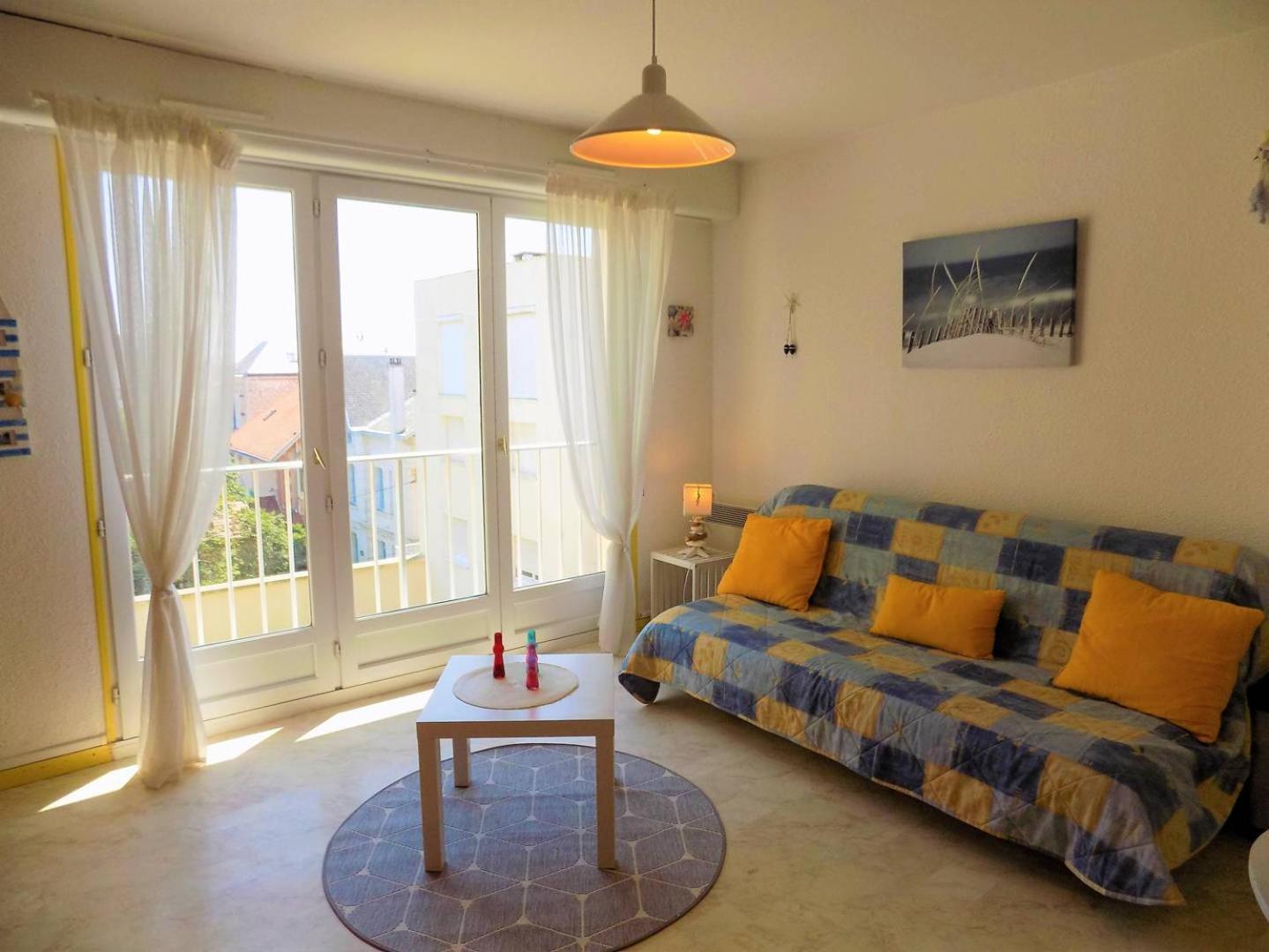 Royan - Studio Lumineux Au Calme - 30M De La Plage - Quartier Du Parc المظهر الخارجي الصورة